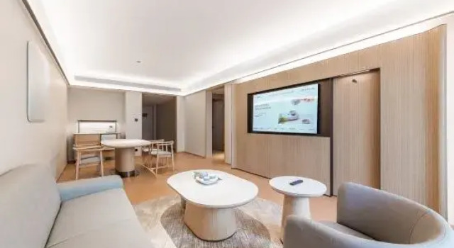 Люкс Deluxe JI Hotel (Jingdezhen North Station Taoxichuan Road)