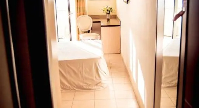 Номер Deluxe Bouganville Palace Hotel