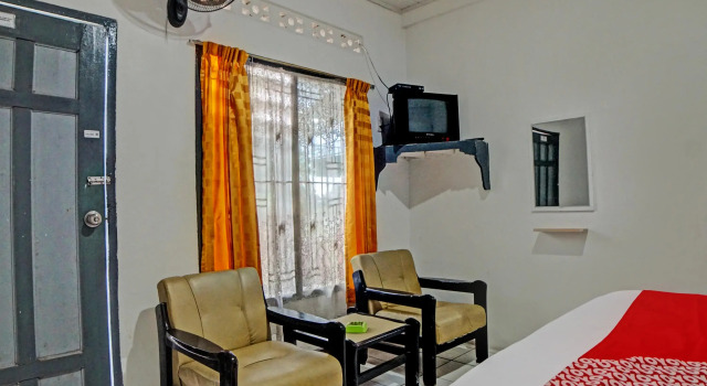 Двухместный номер Deluxe OYO 92579 Hotel Mutiara