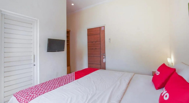 Sans Hotel FiFFa Pisang Kipas Malang, Buchen Sie Hotel Malang Jawa Timur, in der Nähe von Museum Mpu Purwa
