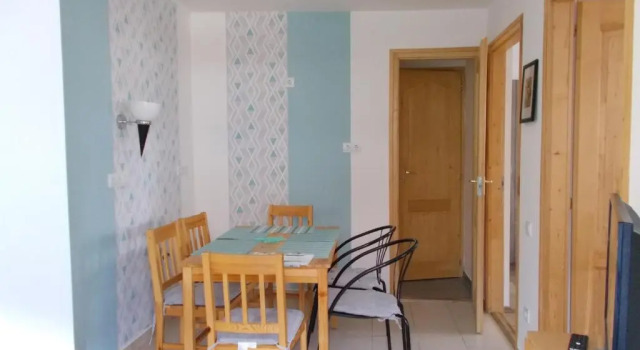 Коттедж с 3 комнатами Lenart House 2