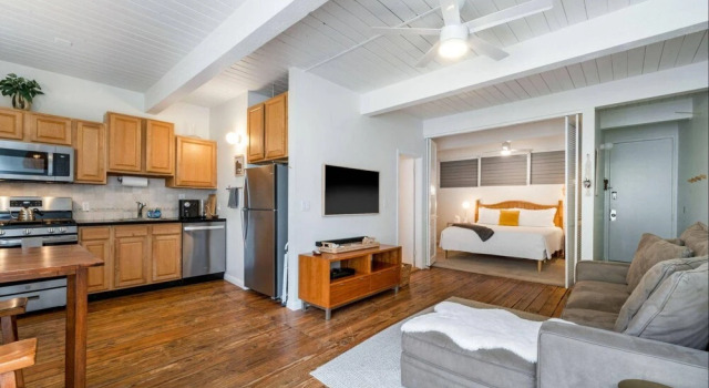 Big Island Kona Mansions 110c by Coldwell Banker Island Vacations, Забронировать Дом для отпуска Отели Каилуа-Кона с парковкой, рядом с Дворец Хулихи, Парковка