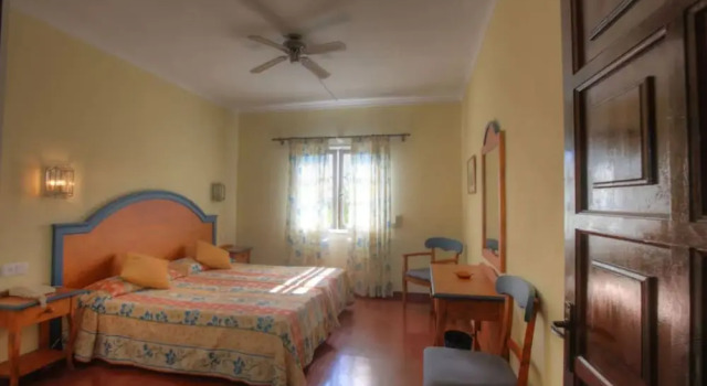 Двухместный номер Standard Hotel del Almirante