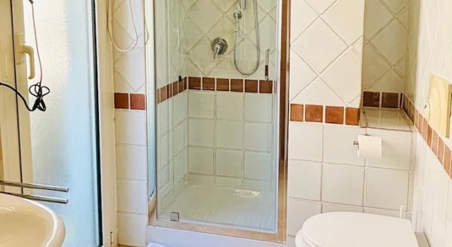Sunshine Apartment - Cagliari, Забронировать Апартаменты/квартира Отели Кальяри с парковкой, Парковка