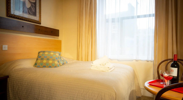 Одноместный номер Standard Ashley Hotel