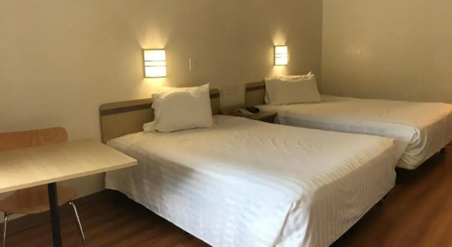 Двухместный номер Standard Travelodge by Wyndham Fayetteville
