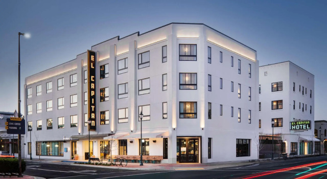 Номер Deluxe El Capitan Hotel
