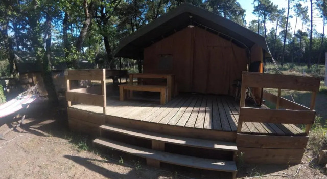 Тент Camping la Simioune en Provence