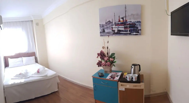Zeybek Hotel Ürkmez, Rezervovat Hotel Hotely v Ürkmez se snídaní, Snídaně
