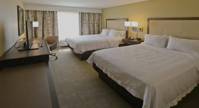 Четырёхместный номер Standard Hampton Inn Billings