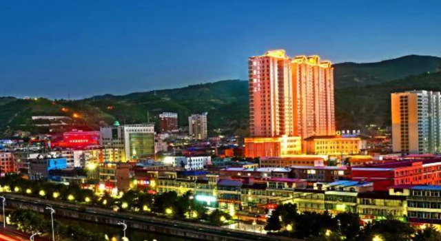 Rui Jing Hotel, Rezervovat Hotel Hotely v Luliang s parkováním, Parkování