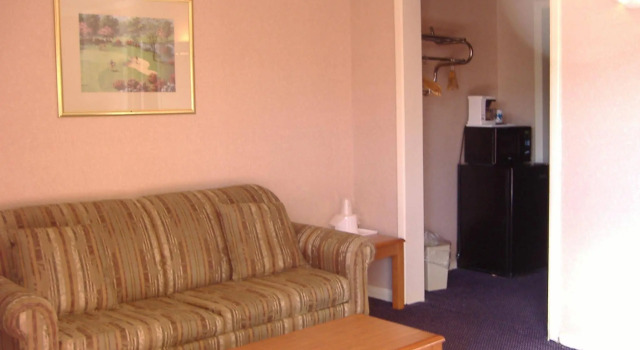 Regency Inn & Suites Greensboro
