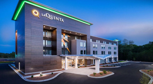 Двухместный номер Standard La Quinta Inn & Suites by Wyndham Wisconsin Dells- Lake Delton