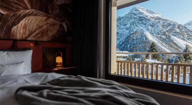 Двухместный номер Standard с видом на горы AVES Hotel&Apartment Arosa