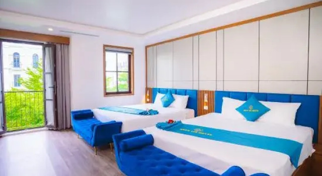 Люкс Crystal Holiday Ha Long Hotel