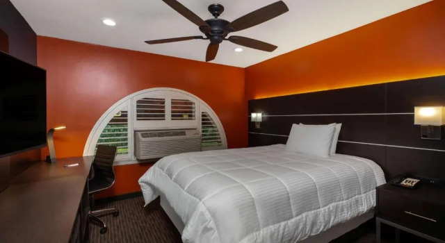 Четырёхместный номер Standard Hotel Vinea Healdsburg