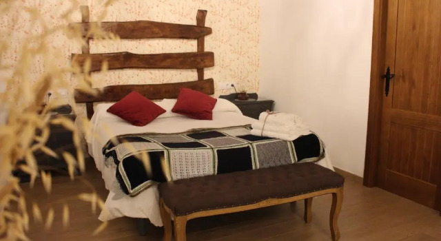 Casa Rural Los 3 Panetes, Забронировать Отель Пеньякабальера La Covatilla