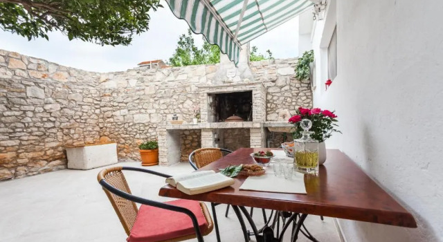 Апартаменты c 1 комнатой с видом на сад Guest House Mara