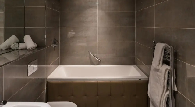 Семейный номер Deluxe Radstone Hotel