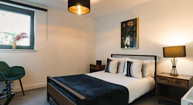 City View - A Stunning 2 Bed Apartment, Забронировать Апартаменты/квартира Отели Glasgow & The Clyde Valley с парковкой, Парковка