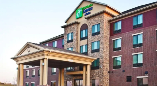Четырёхместный люкс Holiday Inn Express & Suites Sioux Falls Southwest by IHG