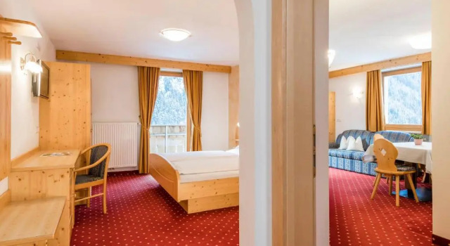 Люкс B&B Hotel Alpenrose Rooms & Apartments