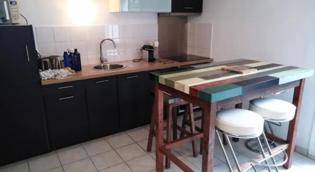 Апартаменты Appart Terrasse Végétale bord Plages bassin