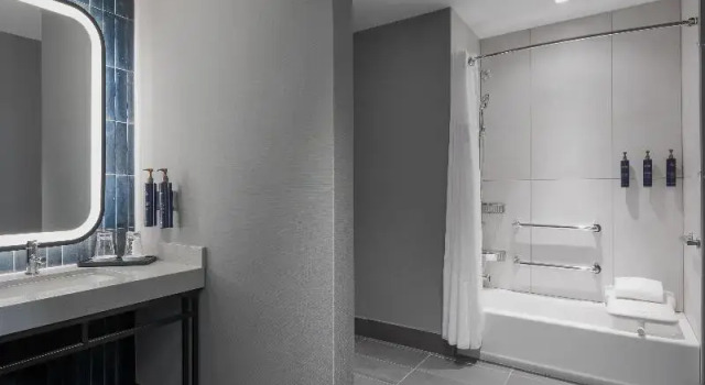 Номер Standard с 2 комнатами Hotel Avail Rogers, Tapestry Collection By Hilton