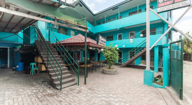 Четырёхместный семейный люкс OYO 430 Michael's Place