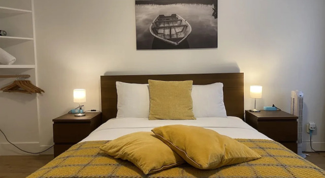 Guesthouse Citydrop, Amsterdam Flower Market, Забронировать Отель Амстердам - центр города Амстердам, рядом с Музей фотографии FOAM