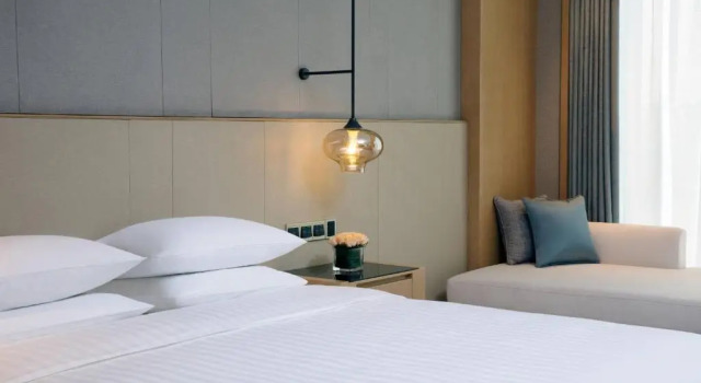 Номер Standard Courtyard by Marriott Zhengzhou Airport