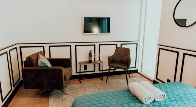 Двухместный номер Deluxe с балконом The Harlemstreet Suites