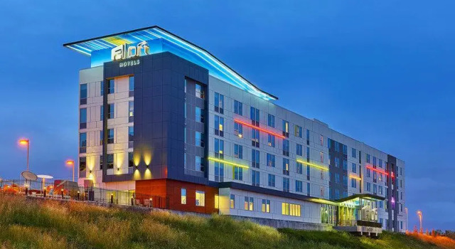 Кровать в общем номере Aloft by Marriott Santa Clara