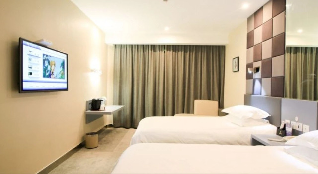 Home Inn (Jinhua Municipal Government Bayi South Street Subway Station)
