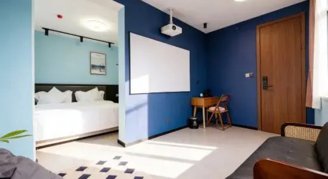 Люкс Spring Inn Hotel 思铂丽酒店
