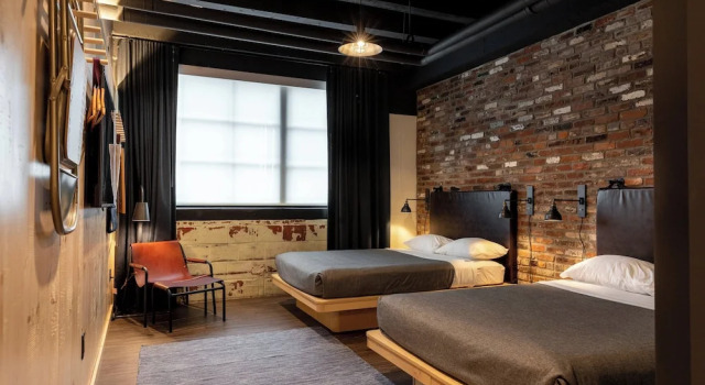 Четырёхместный номер Standard с видом на улицу Moxy Nashville Downtown
