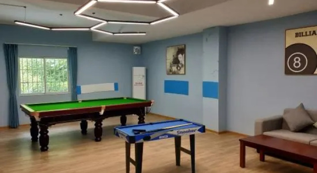 Zhongshan Quanlin Daray Sports Hotel, Prenota Hotel Sanxiang Zhongshan