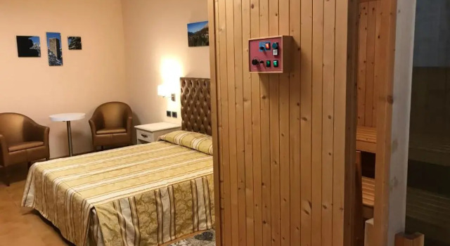 Полулюкс Hotel Ristorante Combolo