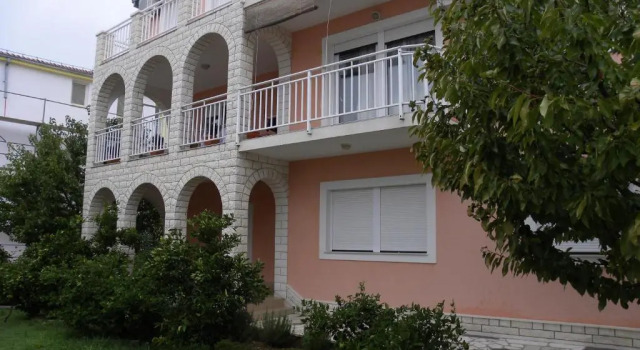 Apartments Tino