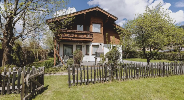 Коттедж Chalet Badia in Zell am See