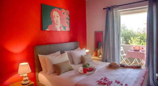 Студия Divine Apartments