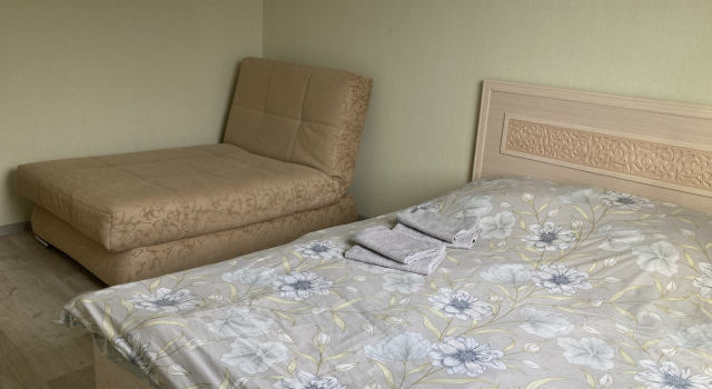 Apartments Izhevsk 50 years old Komsomol 6, Prenota Appartamento Hotel a Udmurtia con parcheggio, Parcheggio
