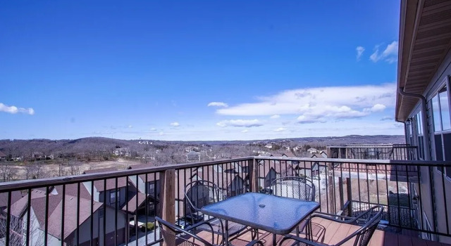 Whole In One 12 Bedroom Condo