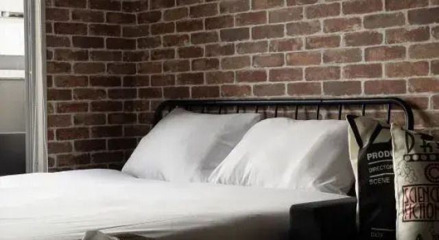Shinjuku | Maximum 3ppl | Double×1 sofa×1 | 3-minute walk from the station | 21sqm private | 402, Забронировать Отель Синдзюку Токио, рядом с Hanazono Shrine