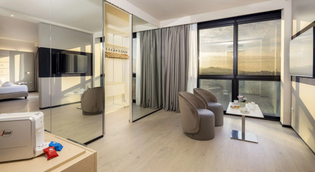 Двухместный полулюкс Отель Best Western Plus Tower Hotel Bologna