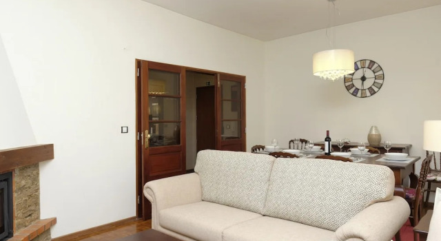 Idyllic apartment Sintra s train station, Забронировать Апартаменты/квартира Синтра Sintra-Cascais Natural Park, рядом с Церковь Сан-Мартиньйо