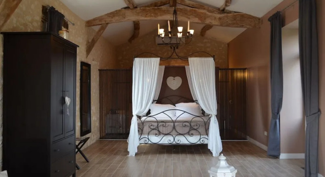 Domaine Les Jourdis, Rezervați Hotel Les Lèves-et-Thoumeyragues 
