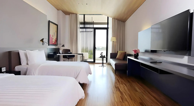 Midori Clark Hotel and Casino
