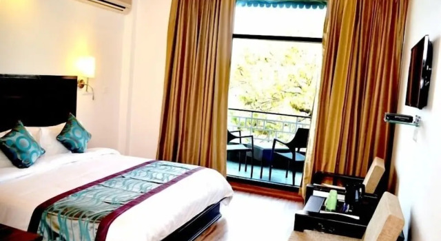 Kasauli Exotica, Забронировать Отель Отели штата Химачал-Прадеш с завтраком, Завтраки