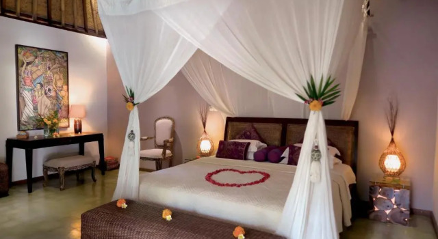 Вилла с 3 комнатами Cili Emas Oceanside Resort